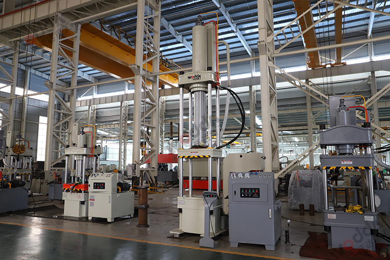 山東耐火材料液壓機廠家(耐火磚、石墨匣缽、坩埚) 山東耐火材料液壓機廠家(耐火磚、石墨匣缽、坩埚)