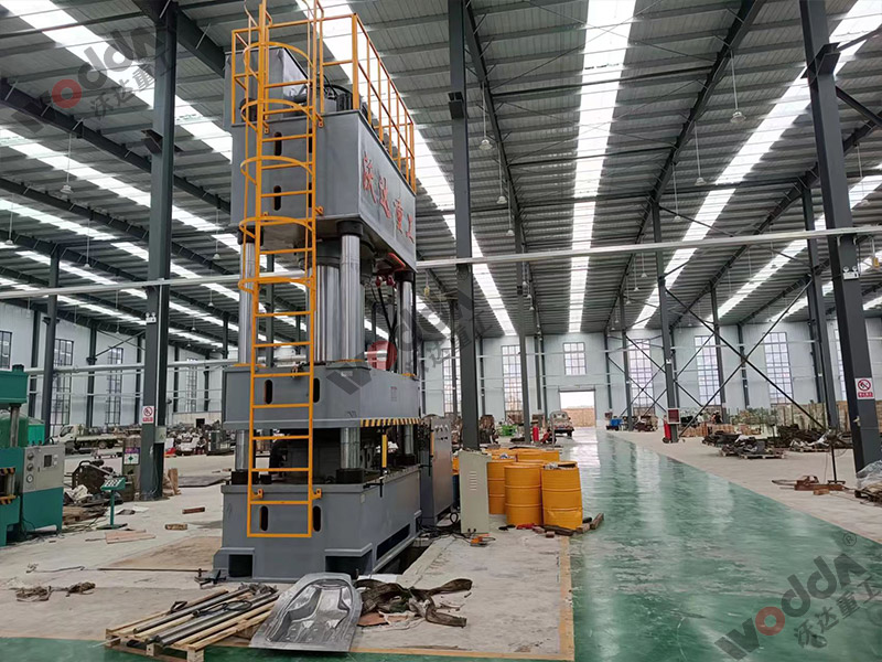 800噸汽車配件液壓機 800噸汽車配件液壓機