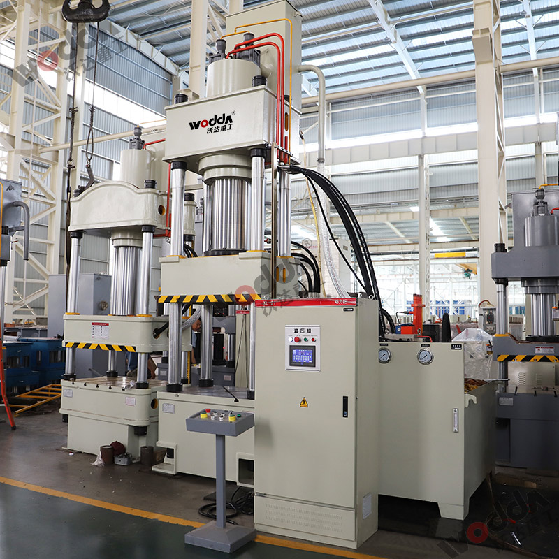 400噸伺服液壓機 400噸伺服液壓機