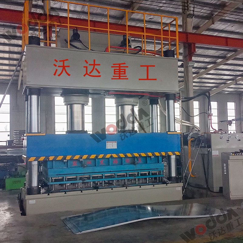 1000噸四柱液壓機 1000噸四柱液壓機